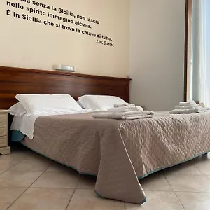 Pensjonat Mamamia, Lipari (Isola Lipari)